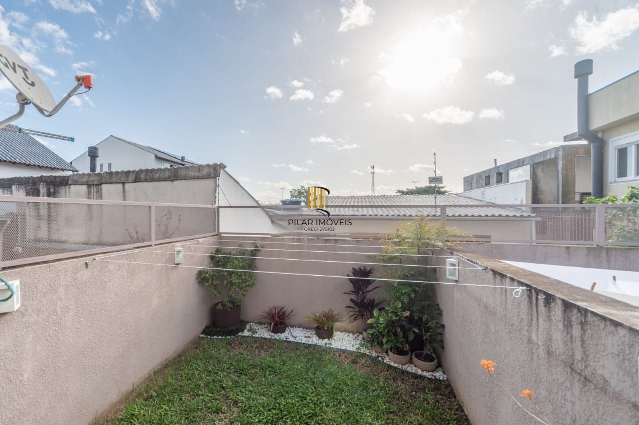 Deslumbrante casa 3 suítes, 4 Banh, 2 vagas cobertas, Guarujá POA RS