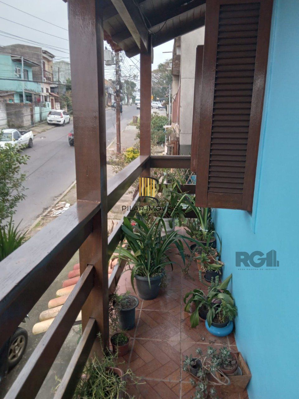 Casa com 3 quartos, vaga de garagem, churrasqueira, no bairro Partenon, Porto Alegre/RS