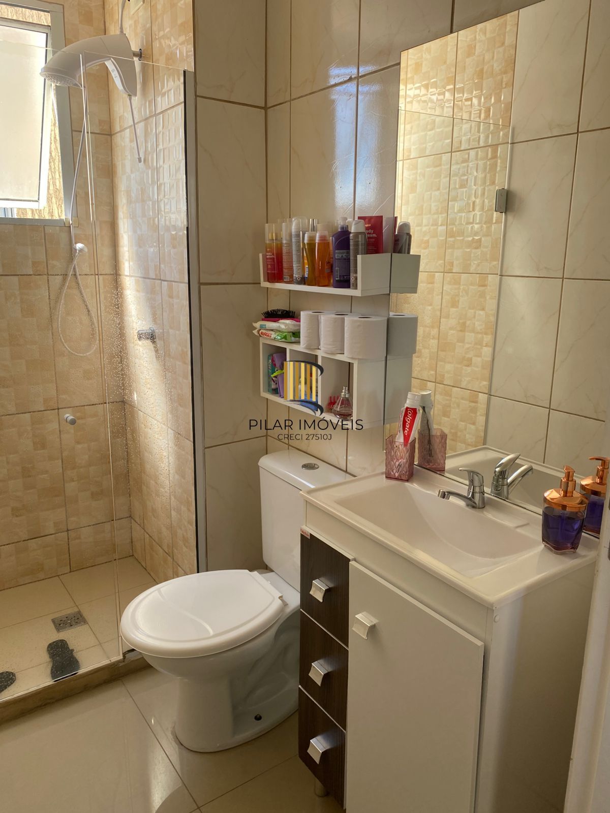 Apartamento com 02 quartos e 01 vaga no Bairro Sarandi