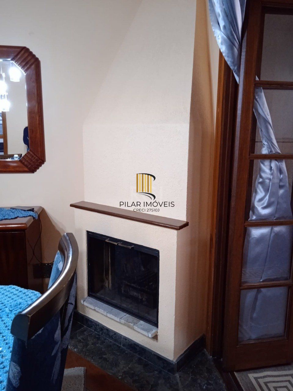 Apartamento com 128.25m², 3 dormitórios, sendo 2 suites, 1 vaga, Petrópolis,