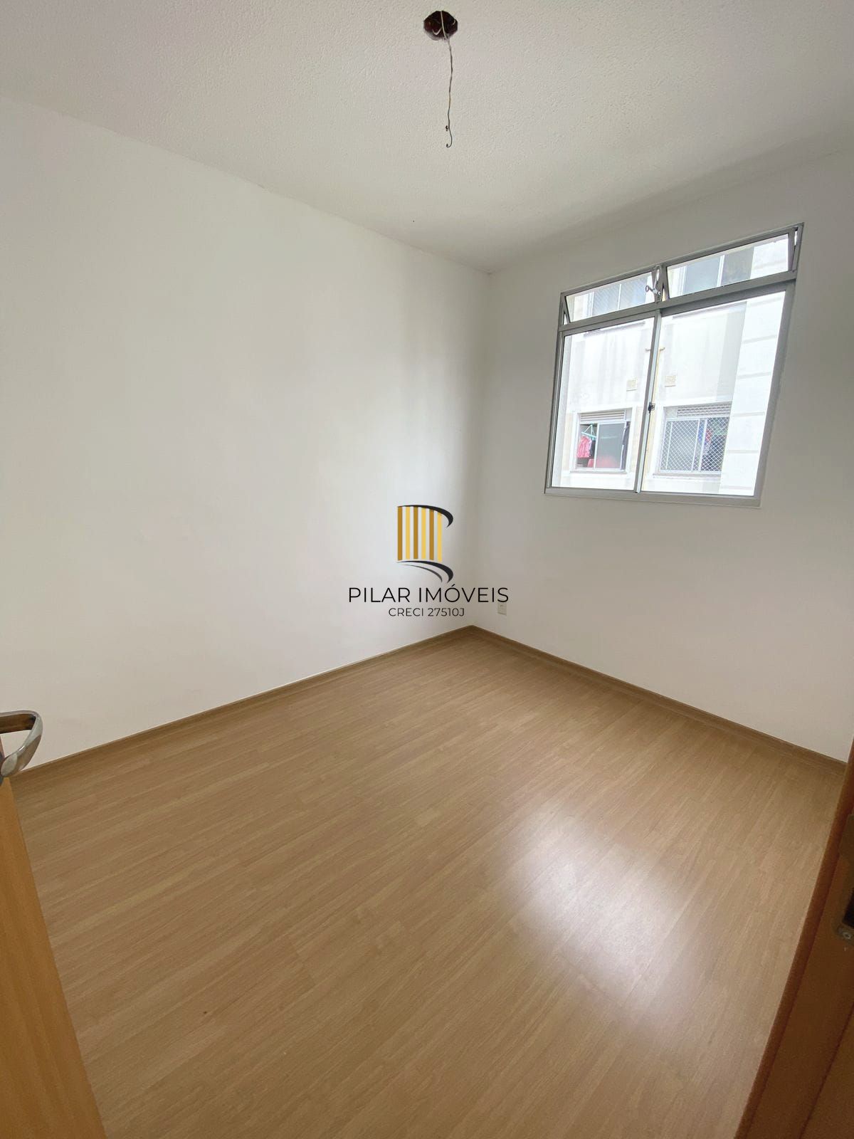 Apartamento com 02 quartos e 01 vaga escriturada no Bairro Jardim Leopoldina - Pilar Imóveis