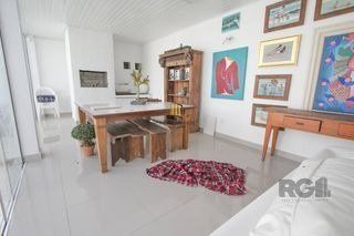 Casa 3 dormitórios no bairro Três Figueiras