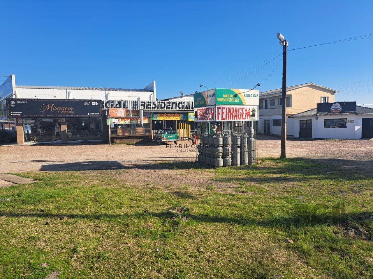 Casa à venda 2 dormitórios 3 vagas no Bairro Lami Porto Alegre RS