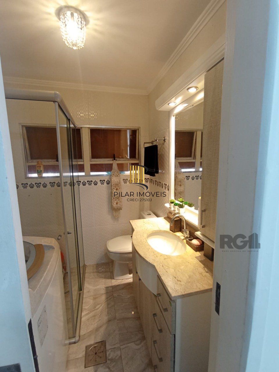 Apartamento duplex para Venda - 93.32m², 2 dormitórios, sendo 1 suite, 1 vaga - Santo Antonio, Porto Alegre
