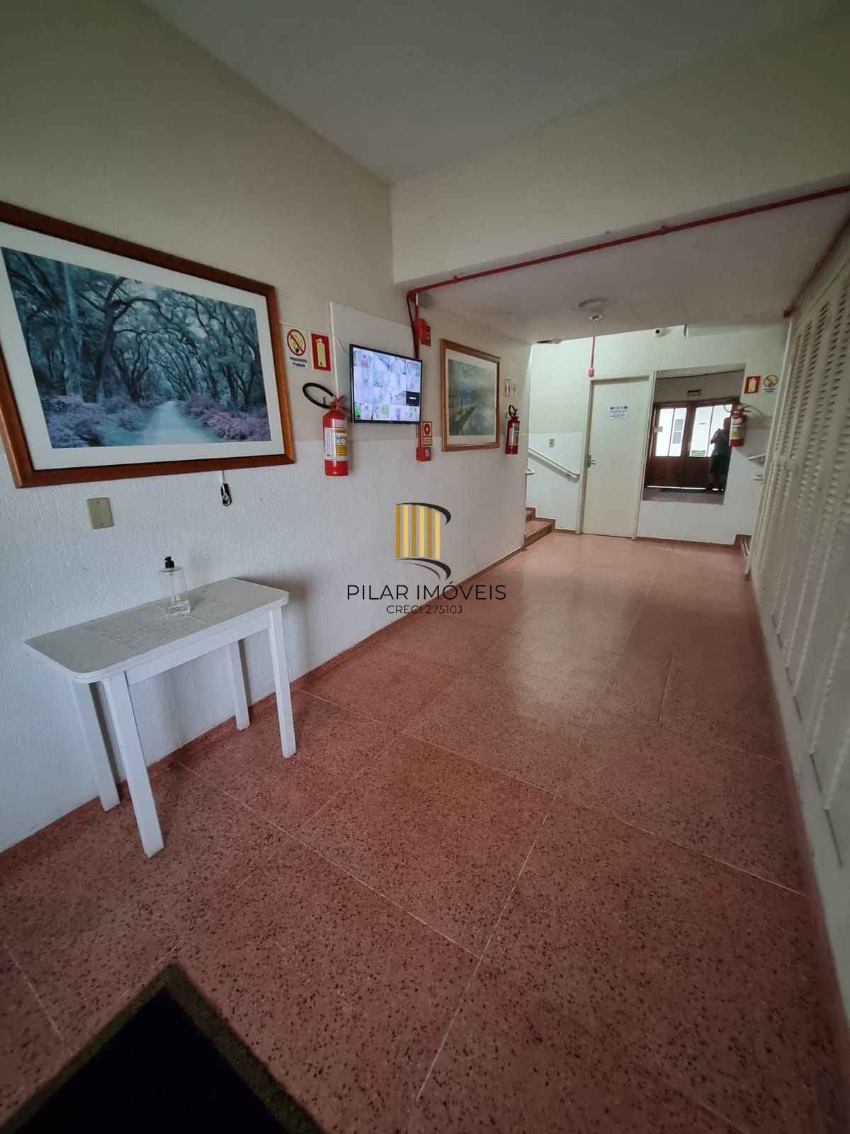 APARTAMENTO 2 DORMITÓRIOS – ÓTIMO ESTADO | LOCALIZAÇÃO PRIVILEGIADA