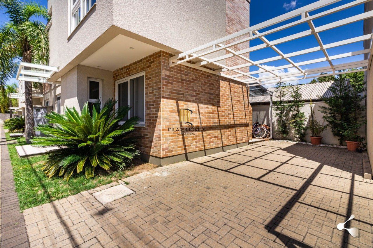 Casa Condominio para Venda - 142,39m², 3 dormitórios, sendo 1 suites, 2 vagas - Vila Nova, Porto Alegre