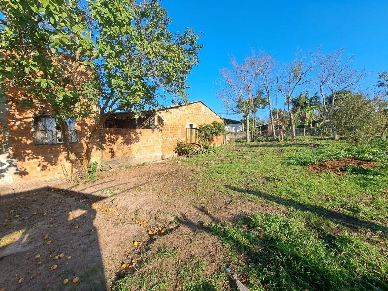 Casa à venda 2 dormitórios 3 vagas no Bairro Lami Porto Alegre RS