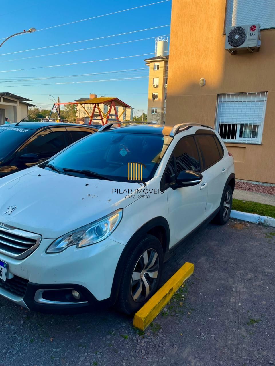 Apartamento com 02 quartos e 01 vaga no Bairro Restinga em Porto Alegre