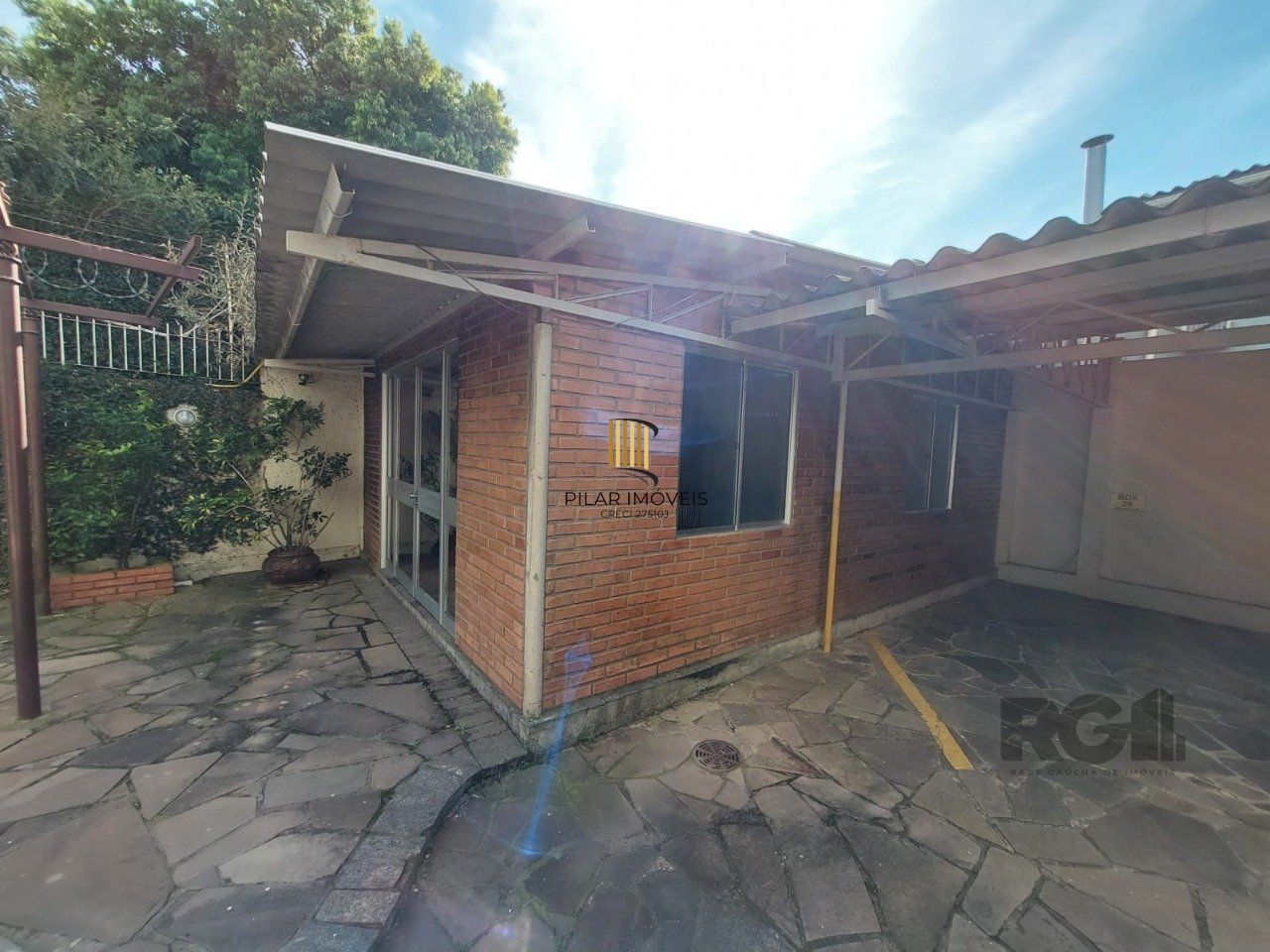 APARTAMENTO UM DORMITORIO, COM VAGA GARAGEM E ELEVADOR, NO BAIRRO NONOAI, EM PORTO ALEGRE, RS