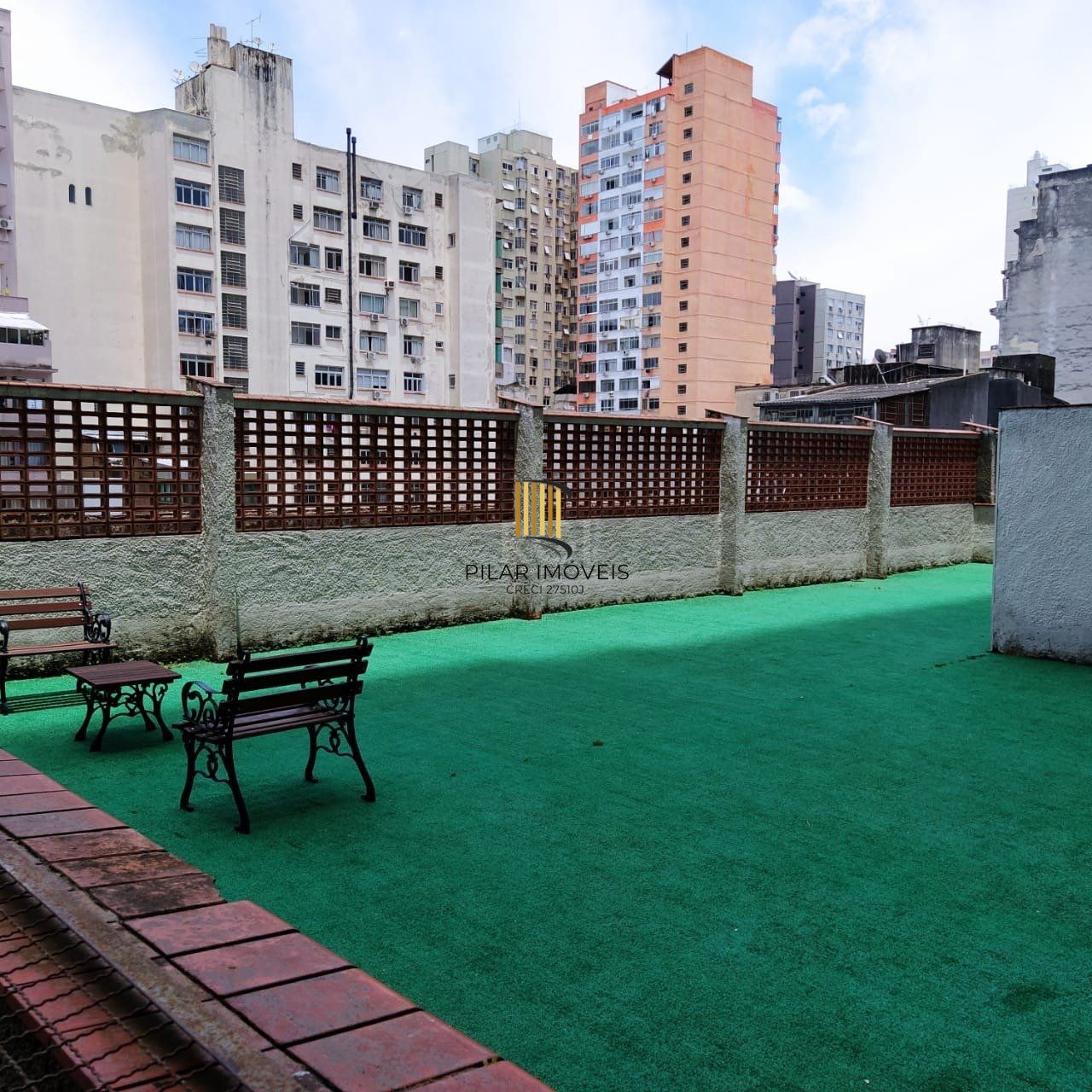 MEGA APARTAMENTO DE 169M² ,  COM SACADA, 3 DORMITÓRIOS, NO CENTRO DE PORTO ALEGRE -RS