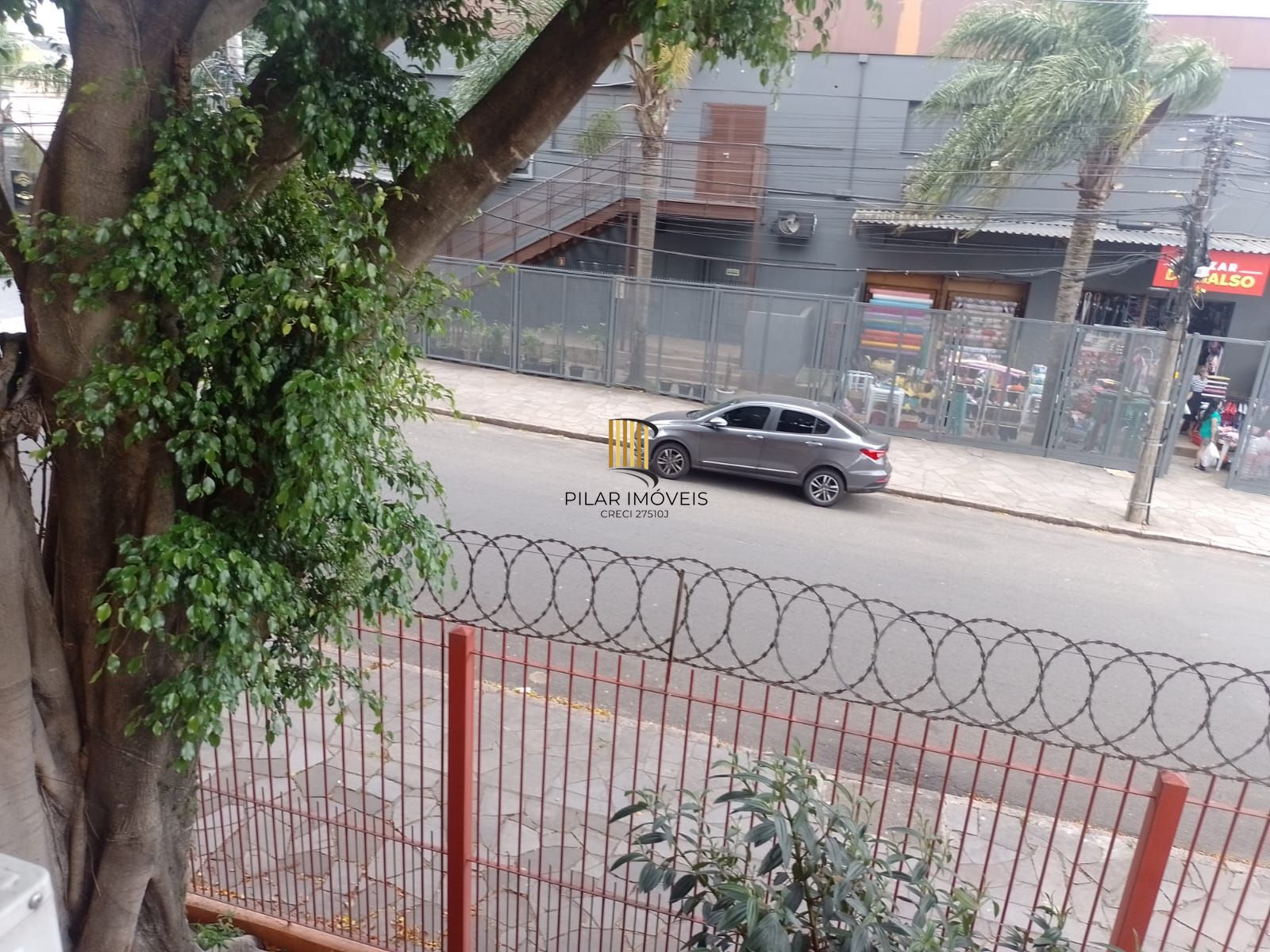 Apartamento com 02 quartos no Bairro Jardim do Salso