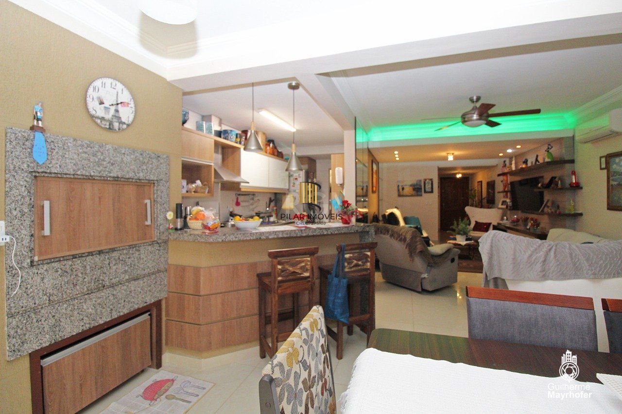 Casa para Venda - 227.93m², 3 dormitórios, sendo 1 suites, 2 vagas - Chácara das Pedras
