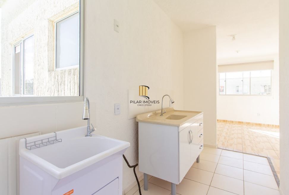 Apartamento de 2 Quartos e 01 vaga fixa no Bairro Jardim Leopoldina em Porto Alegre