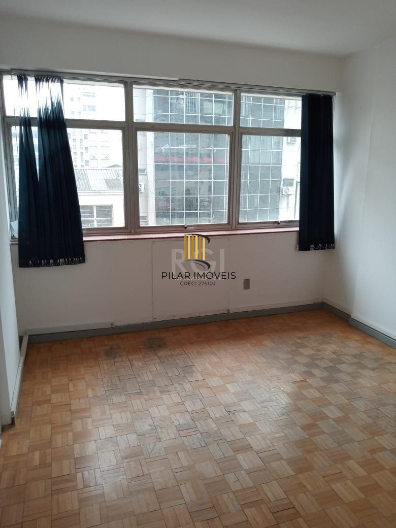 Conjunto/Sala para Venda - 25.5m², 0 dormitórios, Centro Histórico, Porto Alegre
