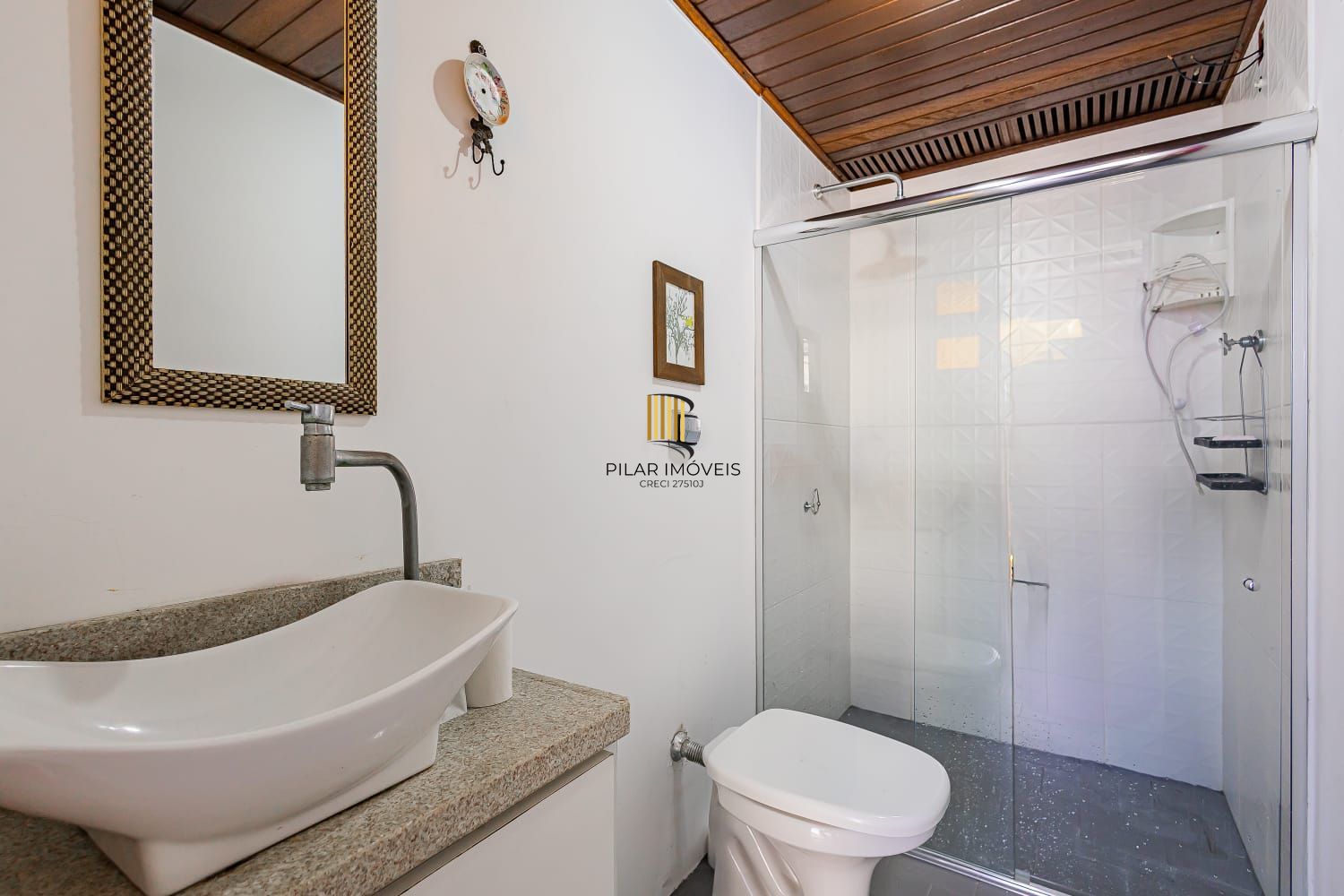 🏡 Casa Térrea com 3 quartos, Suíte com Banheira e Área de Lazer Completa