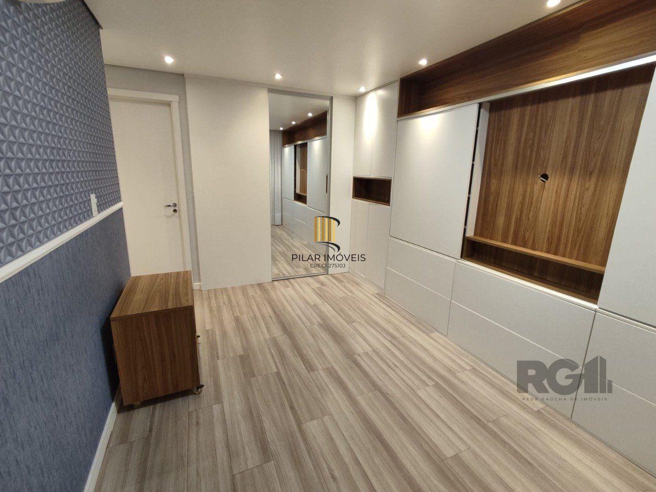 Apartamento de 3 dormitórios, sendo 1 suíte com closet e vaga de garagem coberta e escriturada
