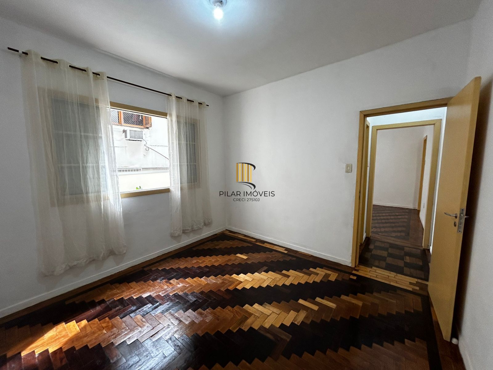 APARTAMENTO GARDEN, 1 QUARTO, PÁTIO PRIVATIVO, PROX HOSPITAL DE CLINICAS POA/RS