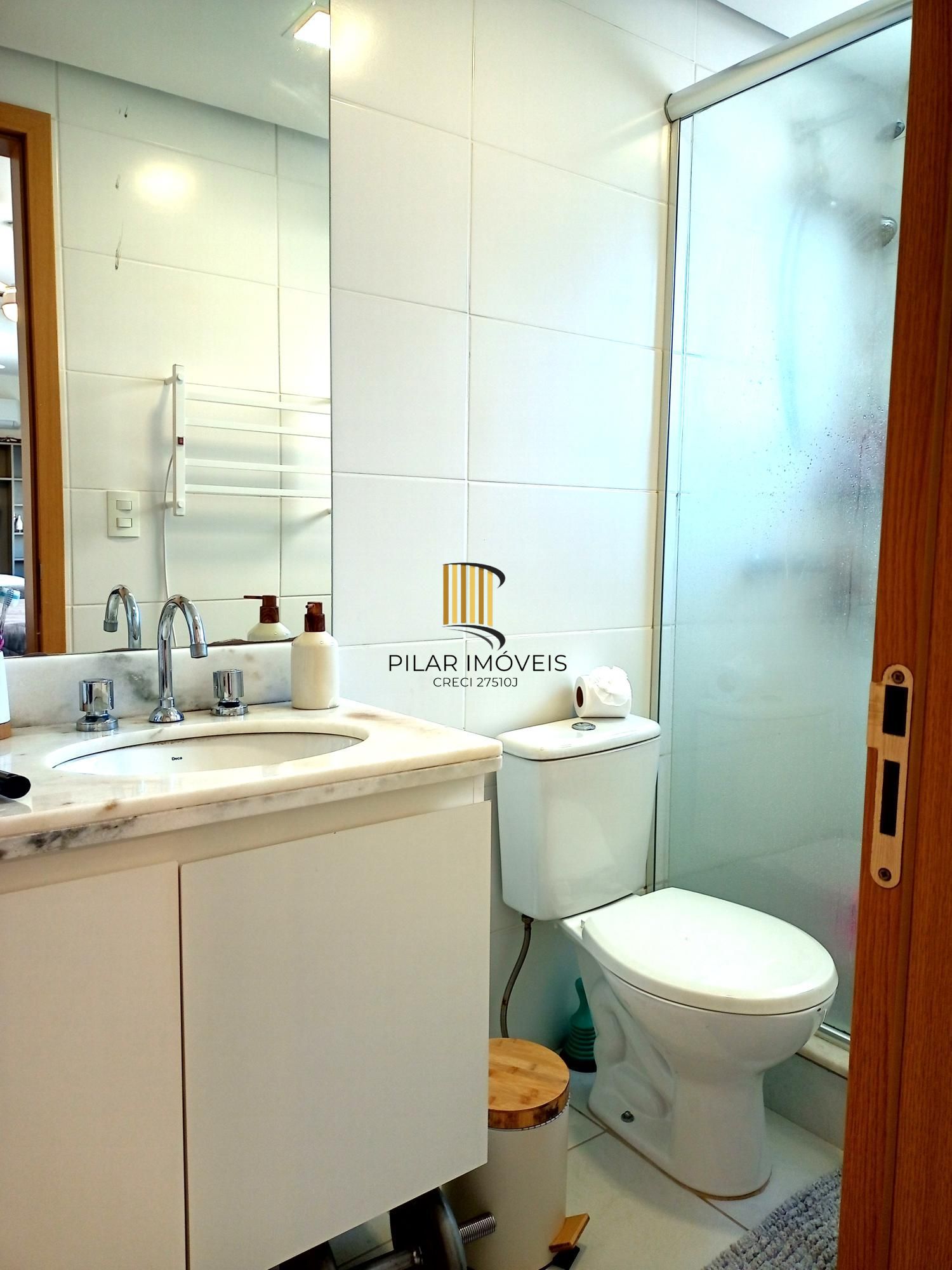 Apartamento 2 Dormitórios (1 Suíte), 64m², Churrasqueira, Vaga Coberta