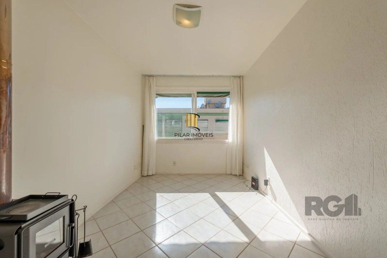 Apartamento de 1 dormitório no bairro Tristeza.