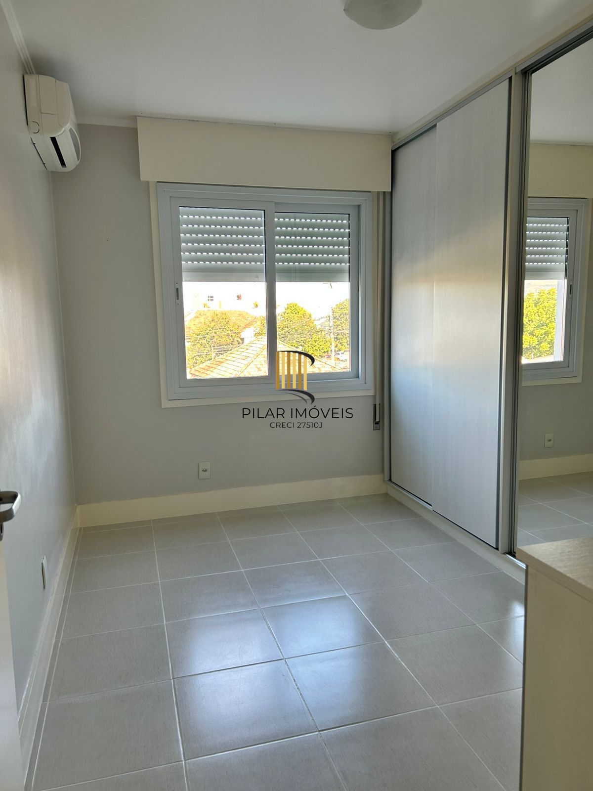 Apartamento 1 dormitório no bairro Santo Antônio Porto Alegre-RS