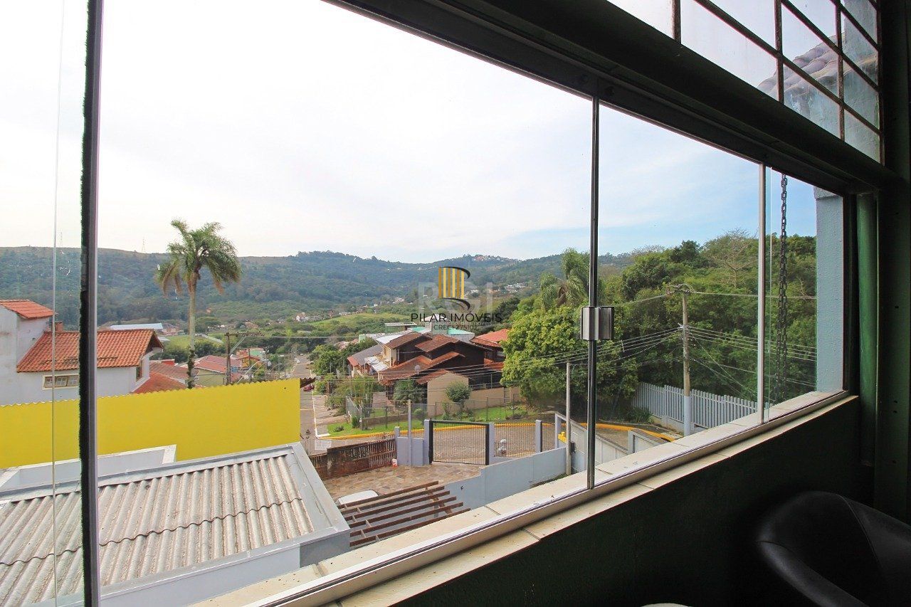Casa para Venda - 339m², 3 dormitórios, 2 vagas - Vila Nova, Porto Alegre