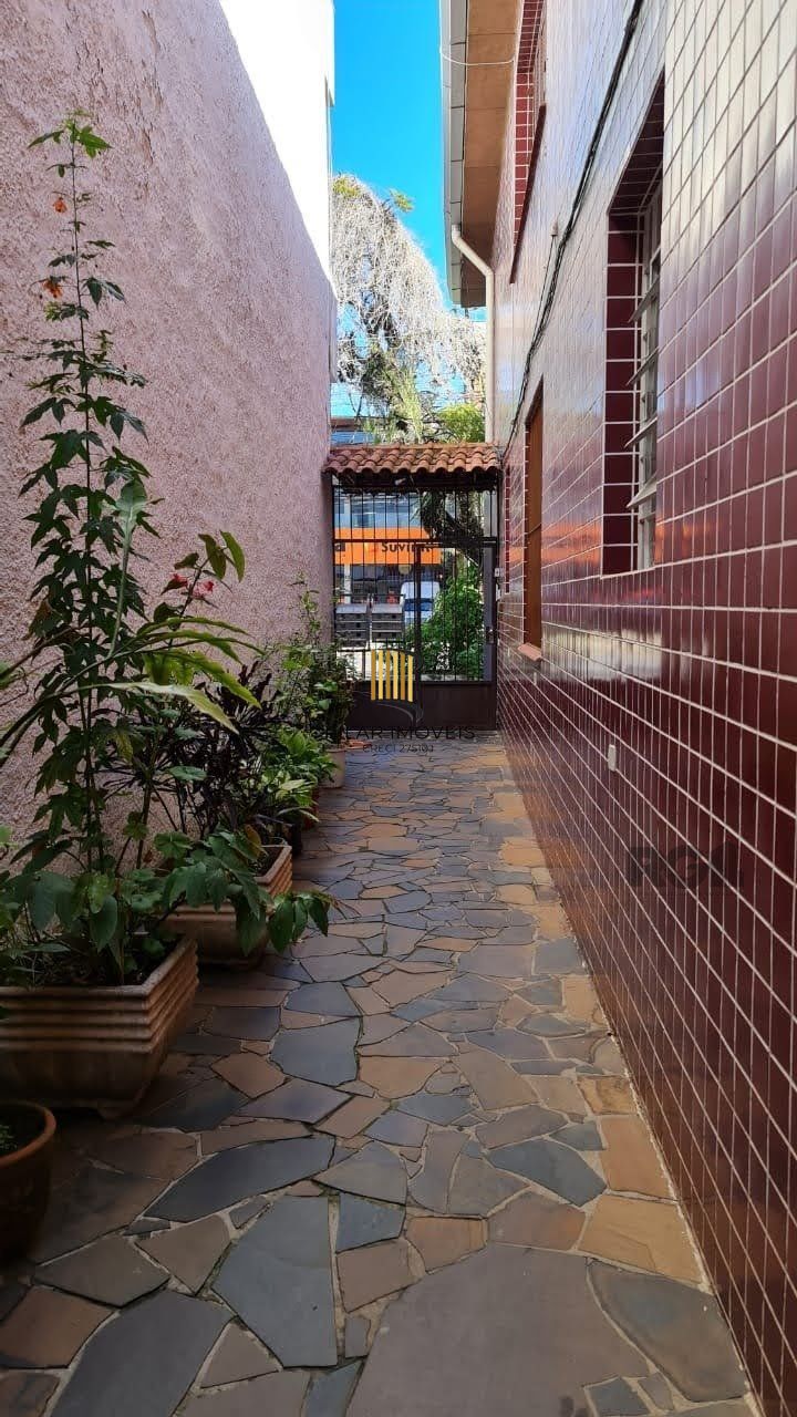APARTAMENTO COM 03 QUARTOS NO BAIRRO SÃO GERALDO.