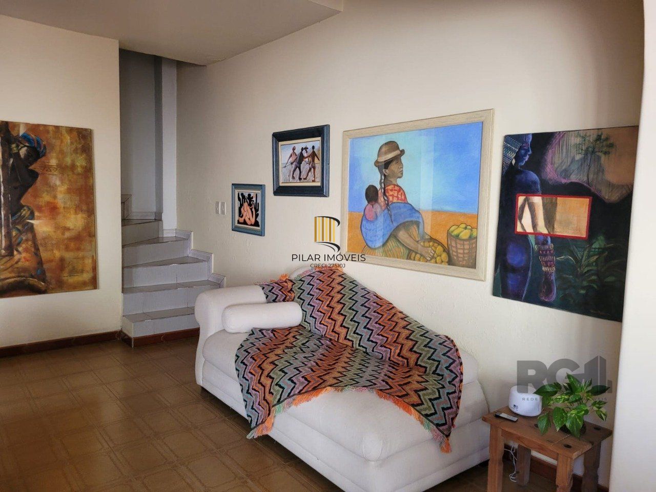 Casa para Venda - 181.5m², 4 dormitórios, 2 vagas - Partenon