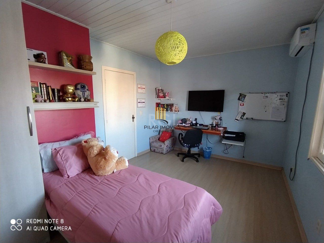 Casa para Venda - 105m², 2 dormitórios, 2 vagas - Hípica