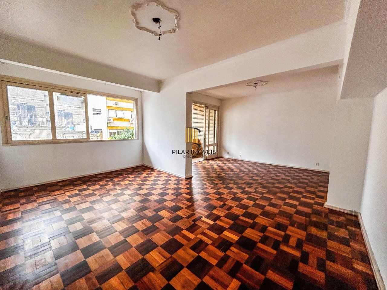 Apartamento no Centro de 3 dormitórios e vaga