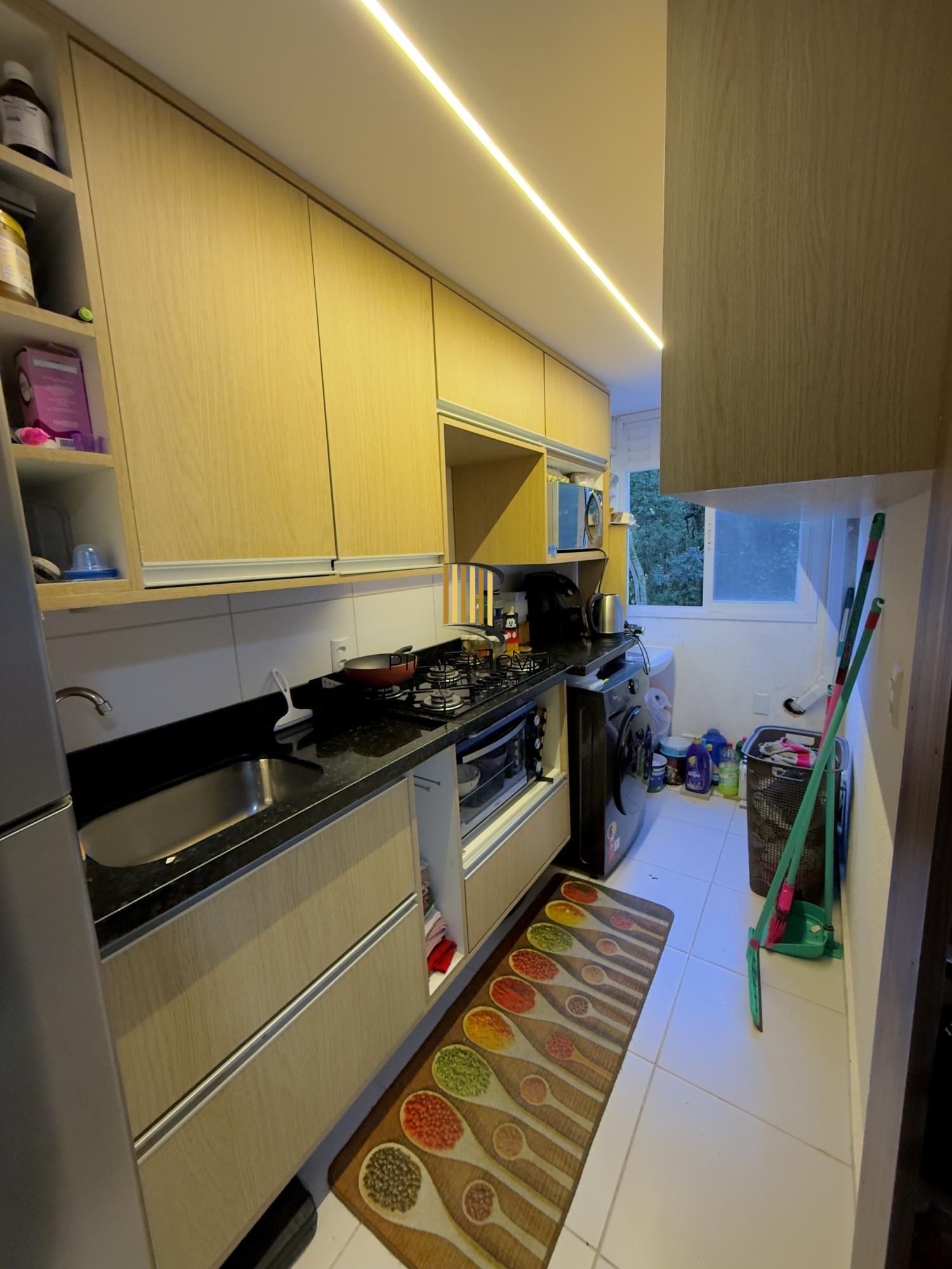 APARTAMENTO COM 2 QUARTOS VAGA ESCRITURADA E ELEVADOR, BAIRRO VILA NOVA, Poa-RS