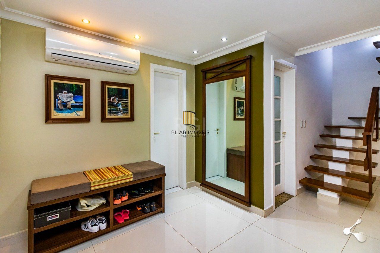 CASA 4 DORMITÓRIOS COM GARDEM NO GUARUJA - PORTO ALEGRE - RS