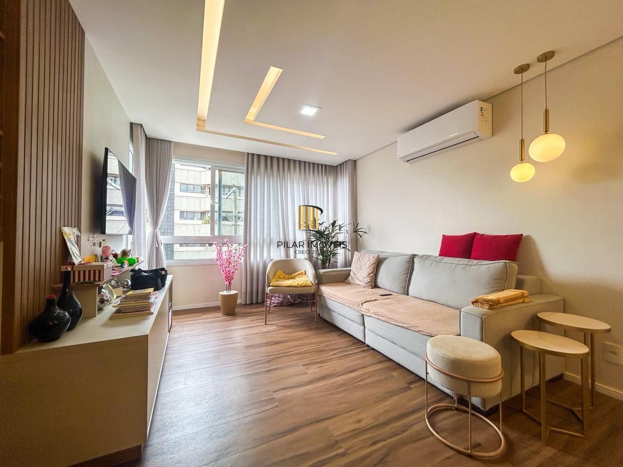 Impecável apartamento 03 dormitórios, 01 suíte - 87m² privativos, condomínio completa infra no Bairro Santa Tereza - Vaga dupla coberta.