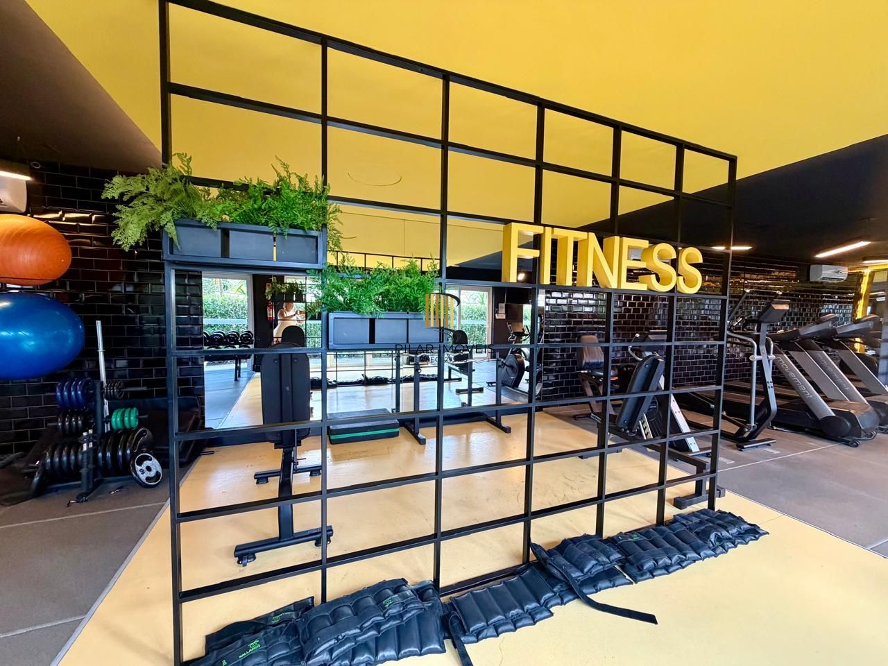 Apartamento com box duplo no bairro Teresópolis