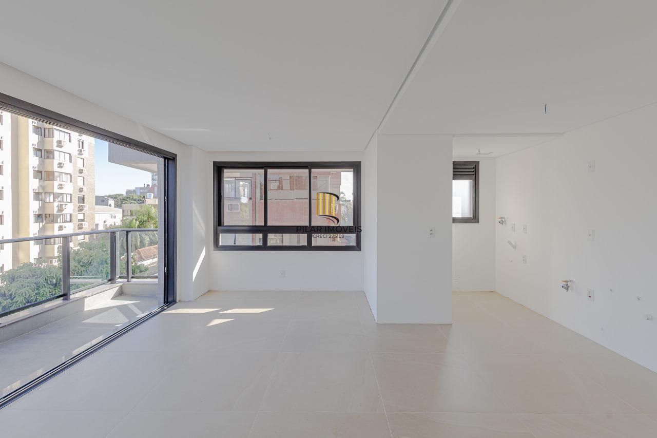 APARTAMENTO, 2 DORMITÓRIOS, 2 SUÍTES, VARANDA, VAGA DE GARAGEM, BAIRRO MENINO DEUS, PORTO ALEGRE/RS