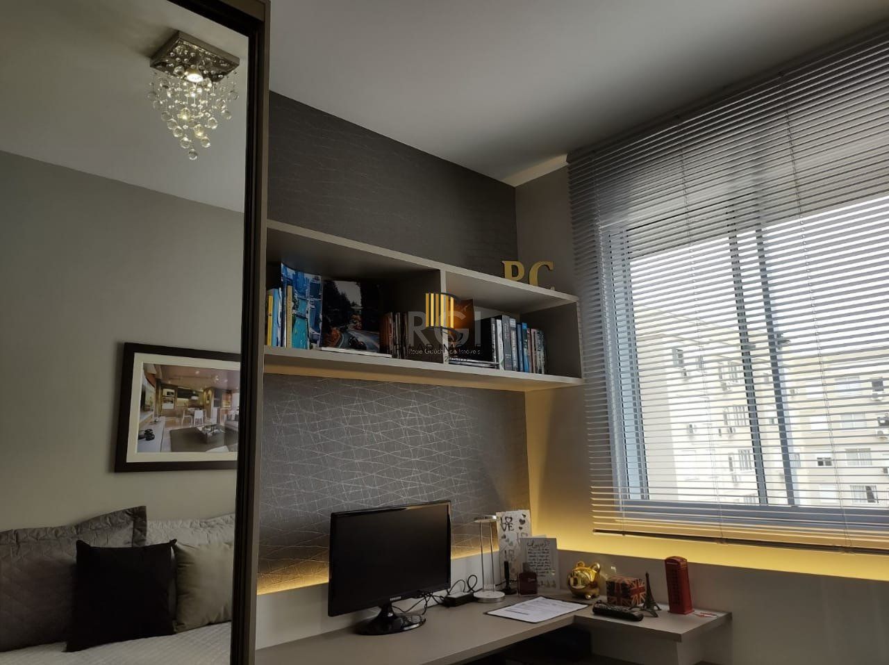 Apartamento para Venda - 48.32m², 2 dormitórios, 3 vagas - Jardim Itu