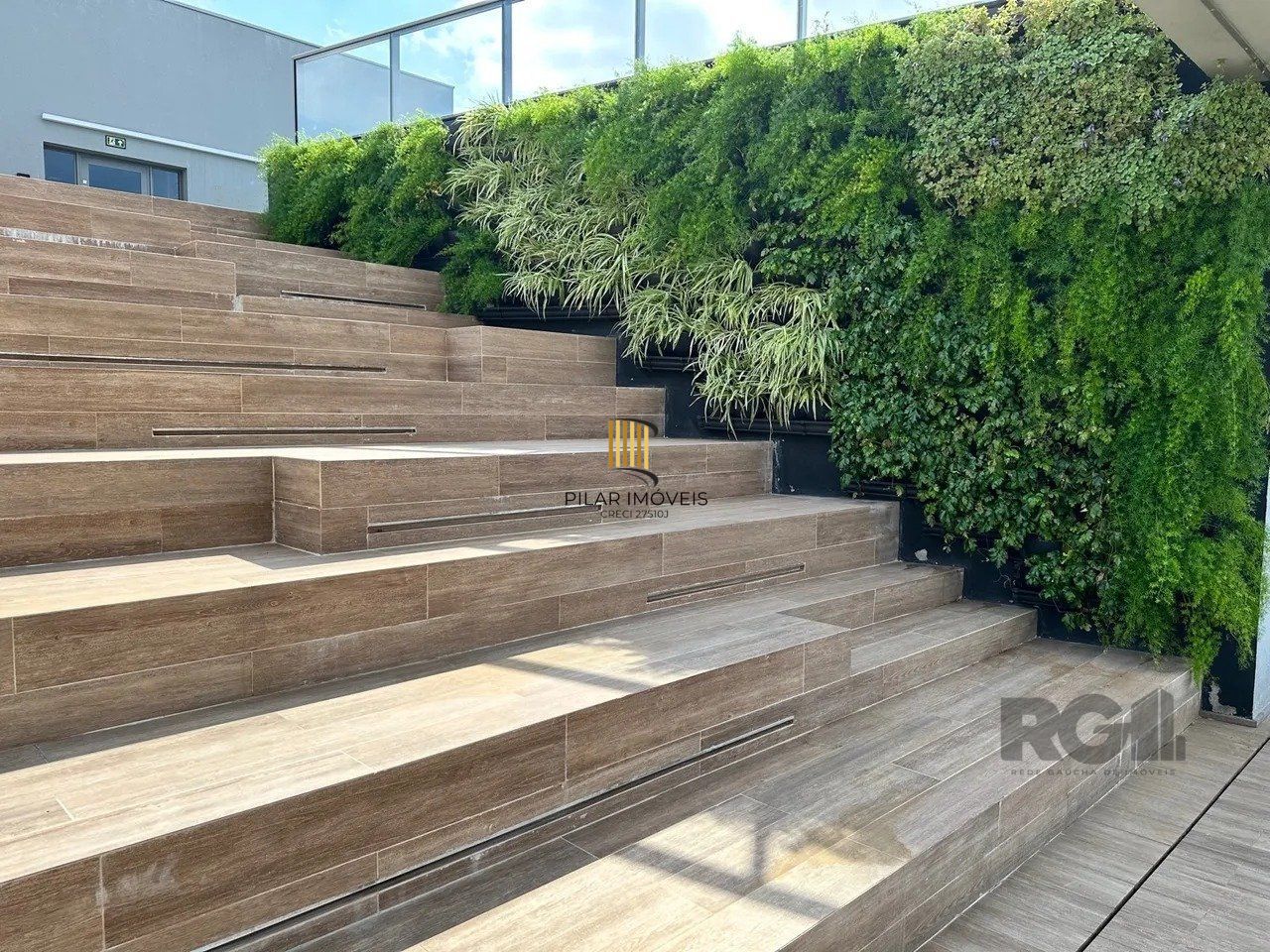 Apartamento Studio, mobiliado, com vaga para carro, 26,75m², na Cidade Baixa - Porto Alegre/RS