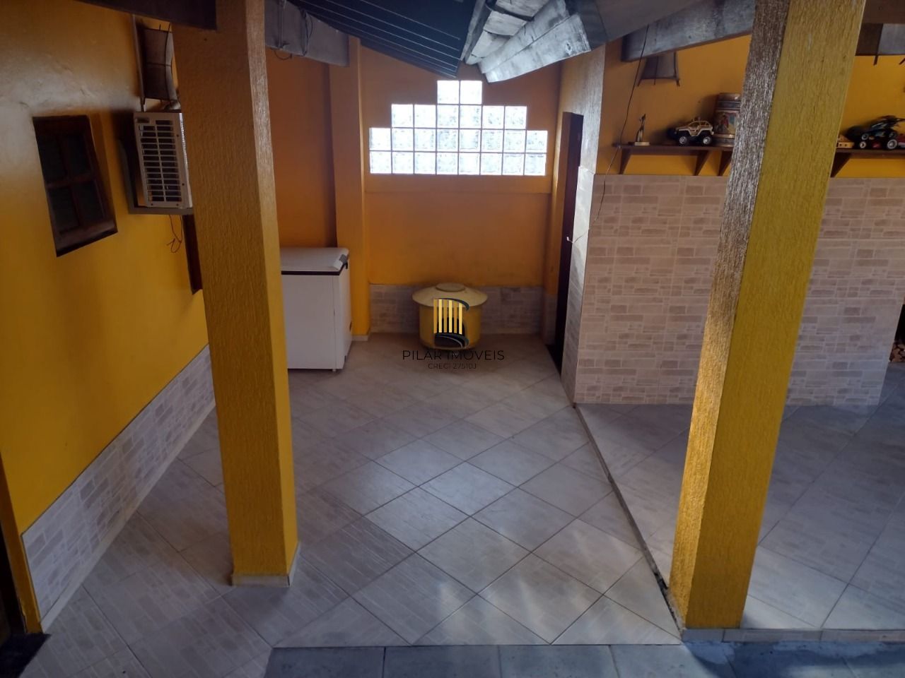 Casa para Venda - 693.6m², 5 dormitórios, sendo 3 suites, 4 vagas - Hípica