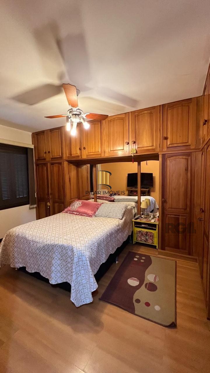 Apartamentos com 5 quartos, 2 suítes, 4 vagas de garagem, no bairro Santana, Porto Alegre/RS