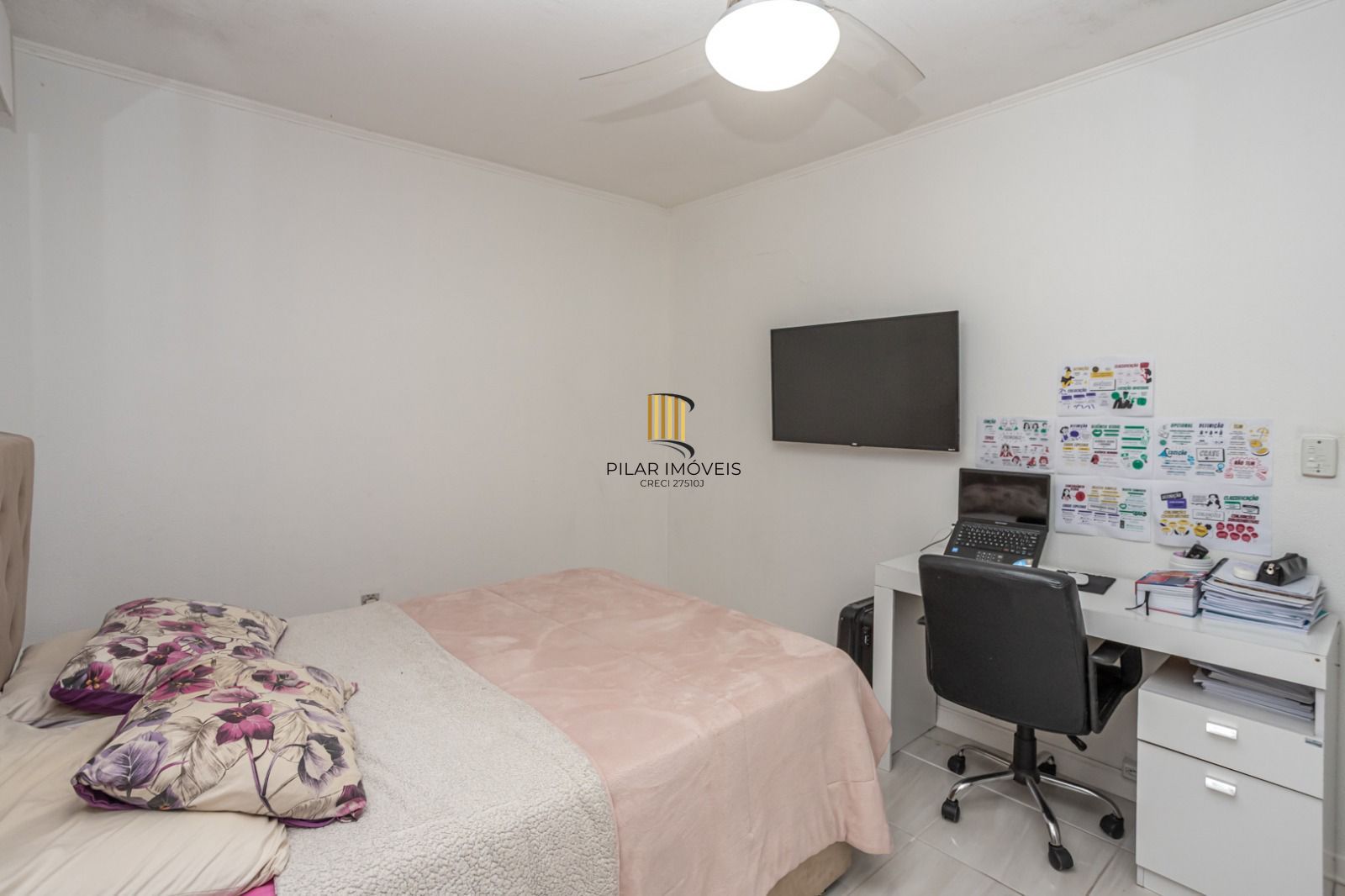 Apartamento com 02 quartos no Bairro Sarandi