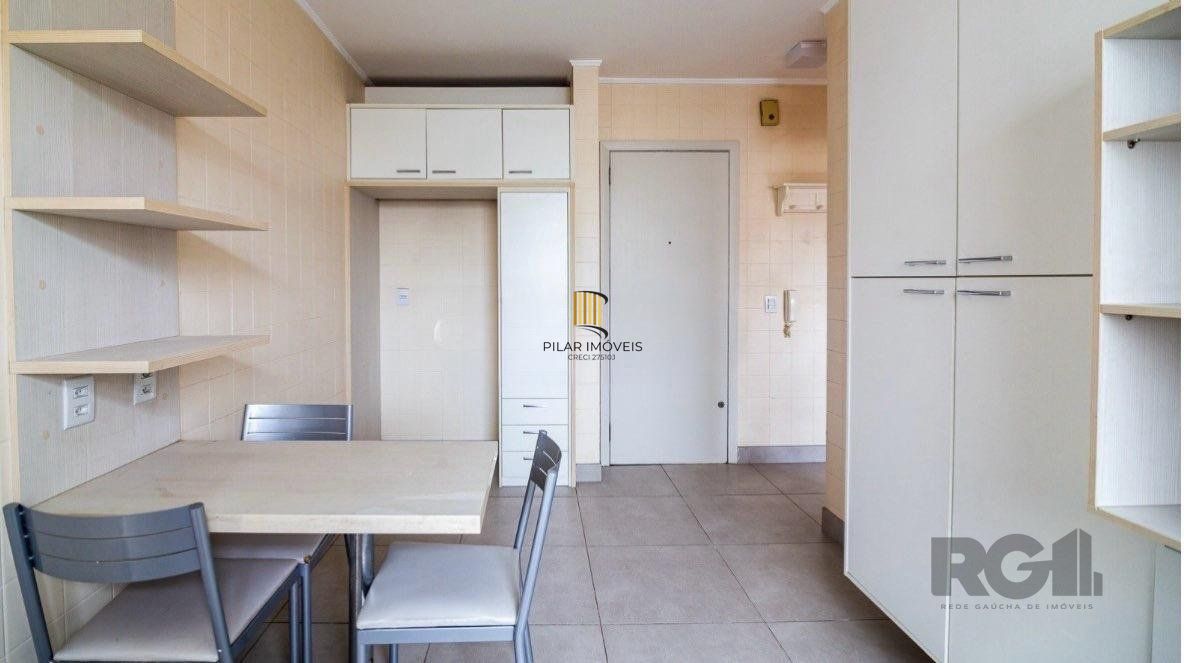 Apartamento 3 dormitórios com suite, de 133m2 no bairro Sao Joao.