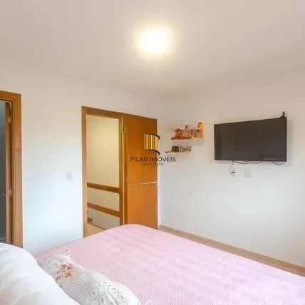 Casa em condominio com 2 vagas