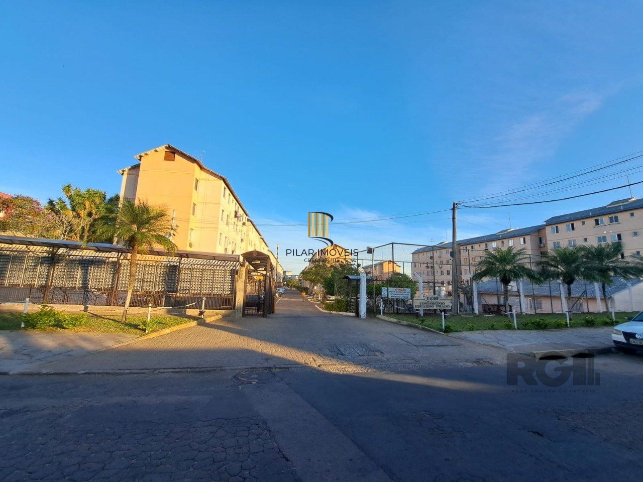 Apartamento semimobiliado de 2 dormitórios no bairro Vila Nova