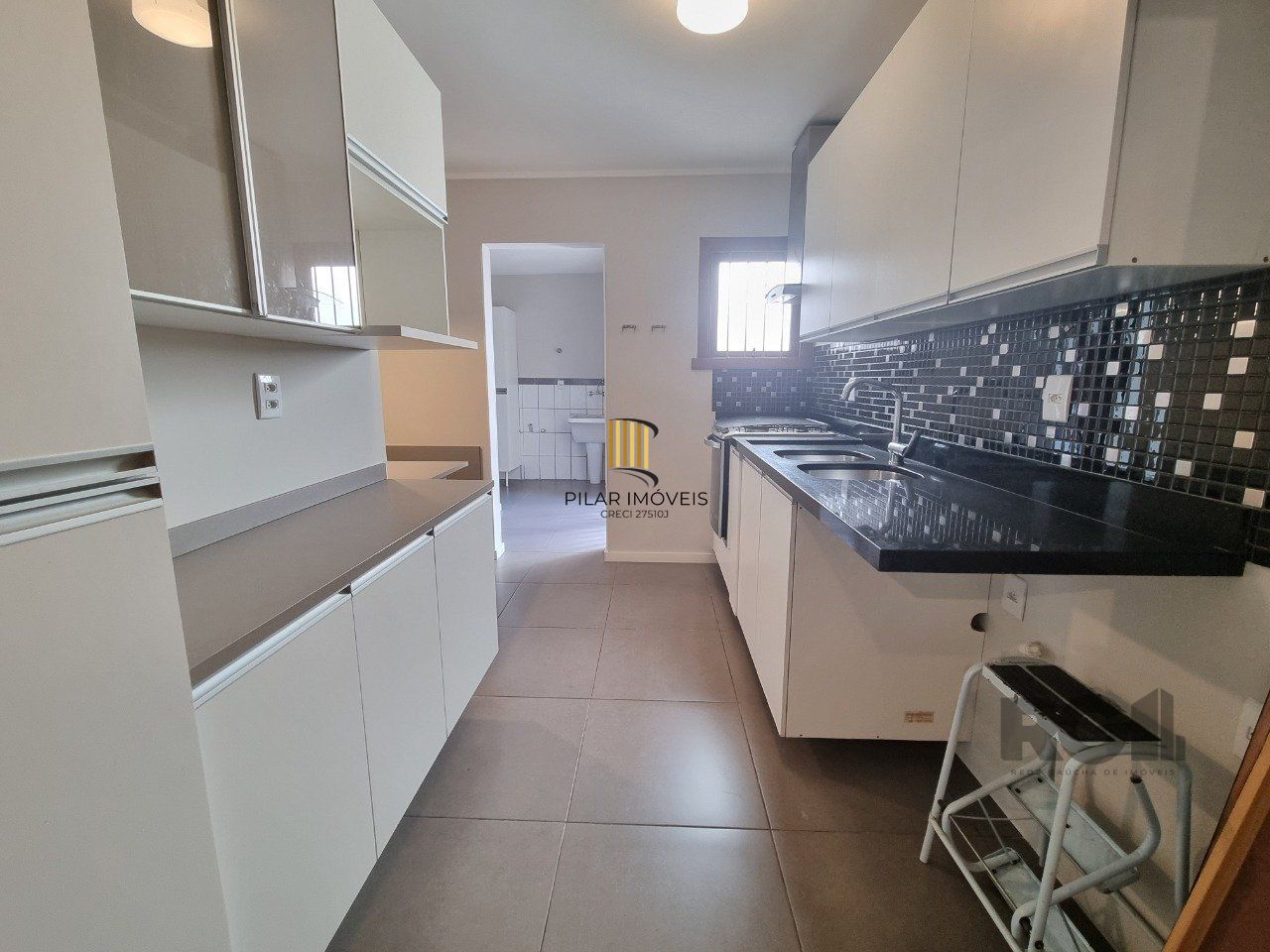 Casa Cond 5 dorm, 3 WC, piscina, jadim grande, cavalhada, Porto Alegre, RS