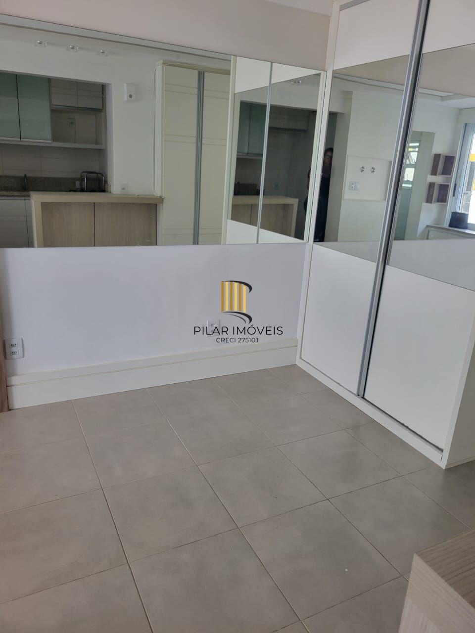 Loft mobiliado a venda no centro Histórico, próximo ao Gasômetro.