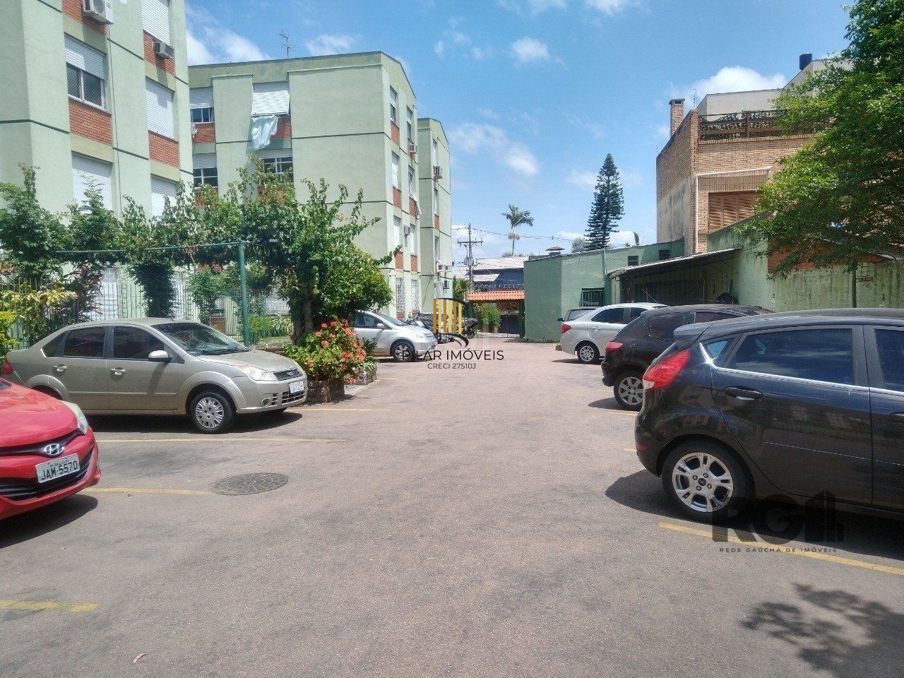 APARTAMENTO 2 DORMITÓRIOS, VAGA ROTATIVA, NO BAIRRO CRISTAL, PORTO ALEGRE/RS