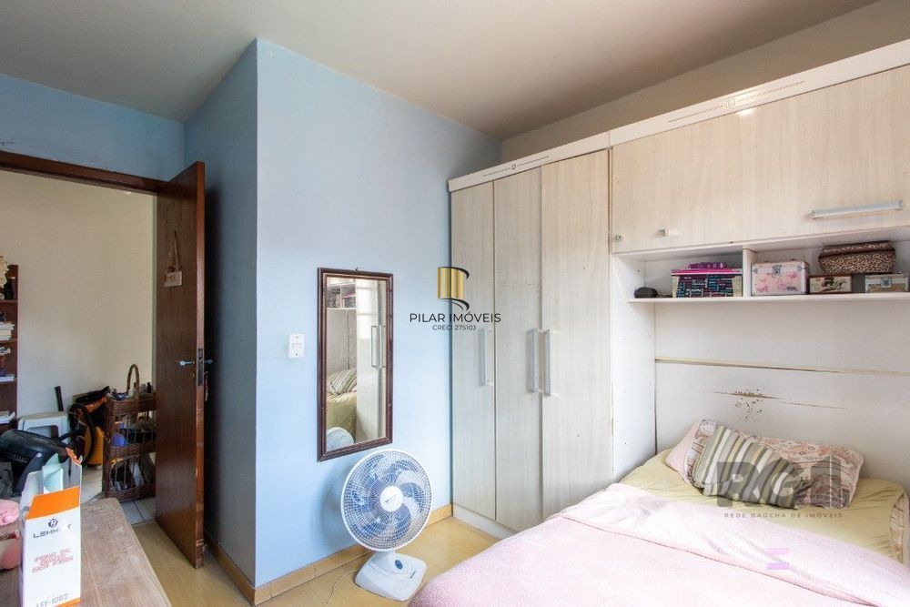 Casa 3 dormitórios no bairro Serraria