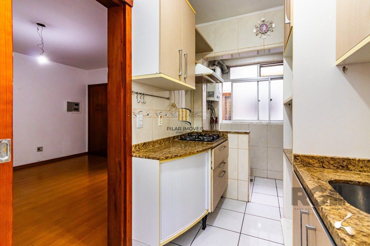 Apartamento com 2 dormitórios e 1 vaga de garagem escriturada  no bairro Rio Branco