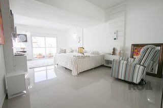 Casa 3 dormitórios no bairro Três Figueiras