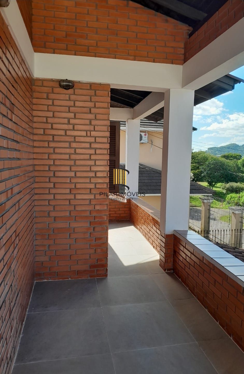 LINDA CASA 4 QUARTOS A VENDA, BAIRRO VILA NOVA, PORTO ALEGRE, RS