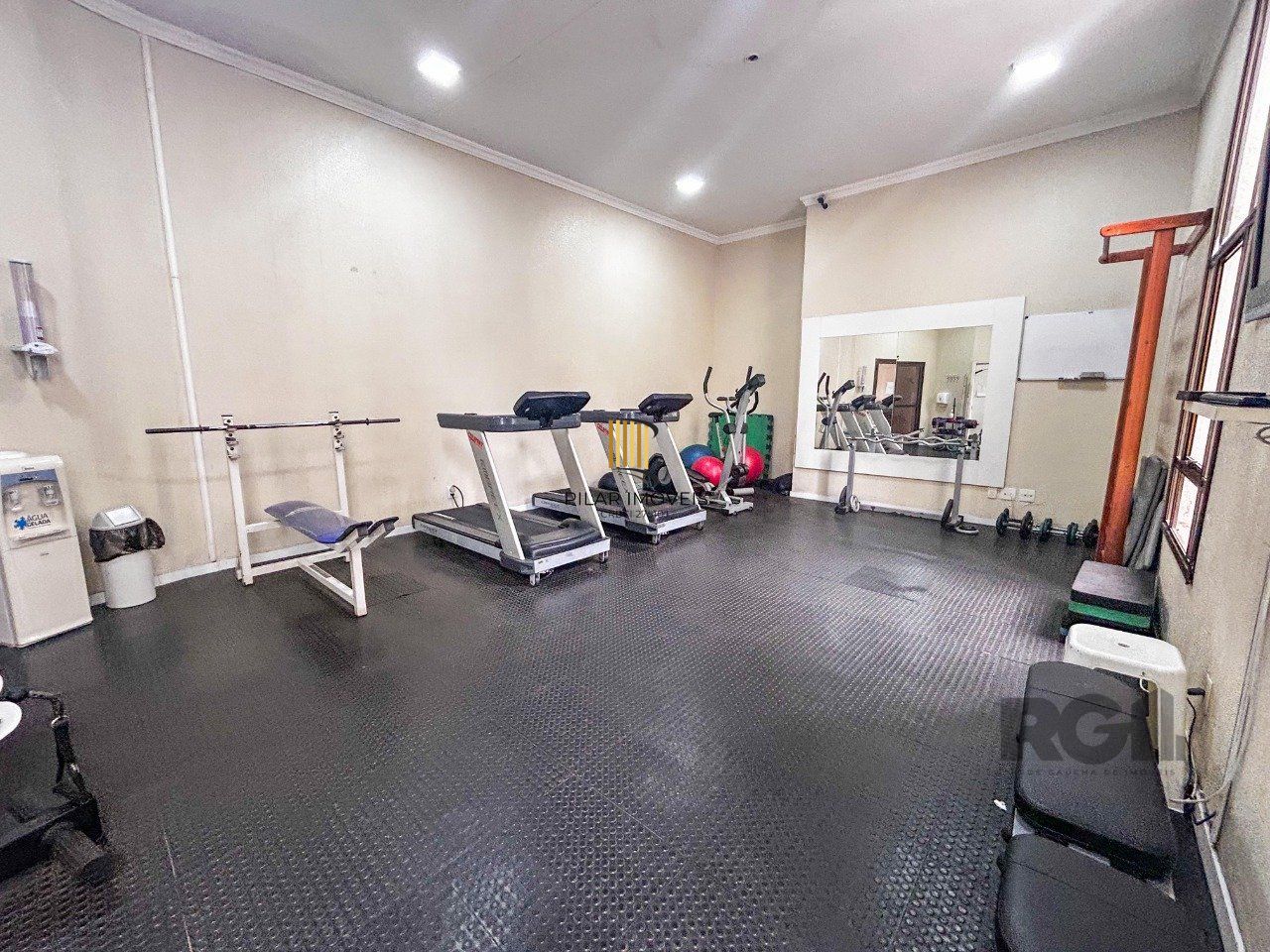 Apartamento 3 dormitórios no bairro Mont Serrat
